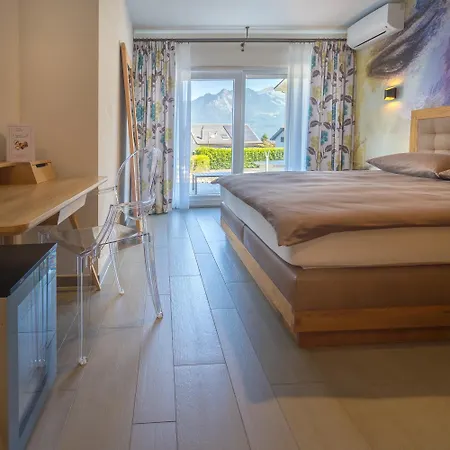 Hotel Manoir Du Vignoble *